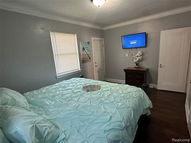 17566 Stoepel Street, Detroit, MI 48221