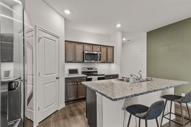 207 Dartmouth Avenue, Farmersville, TX 75442