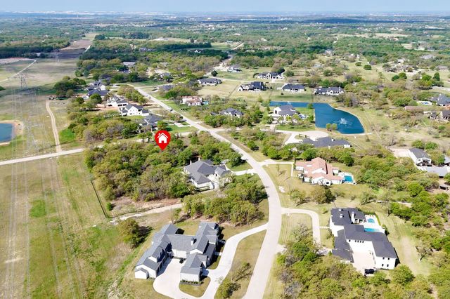 1028 Hat Creek Road, Bartonville, TX 76226