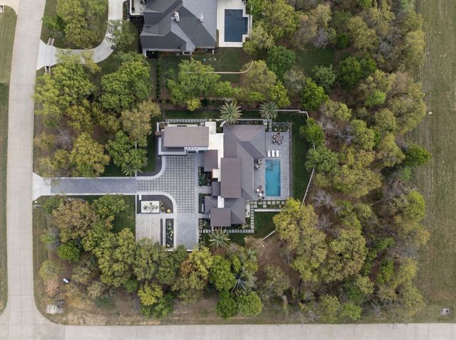 1028 Hat Creek Road, Bartonville, TX 76226