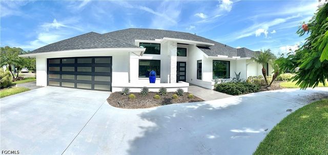 1919 Countess CT, Naples, FL 34110