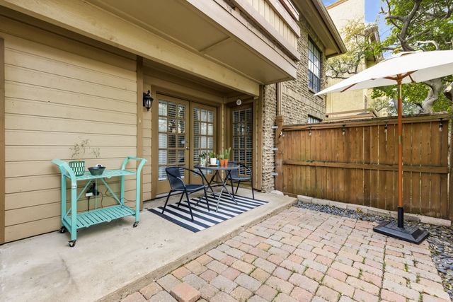 7640 W Greenway Boulevard 7F, Dallas, TX 75209