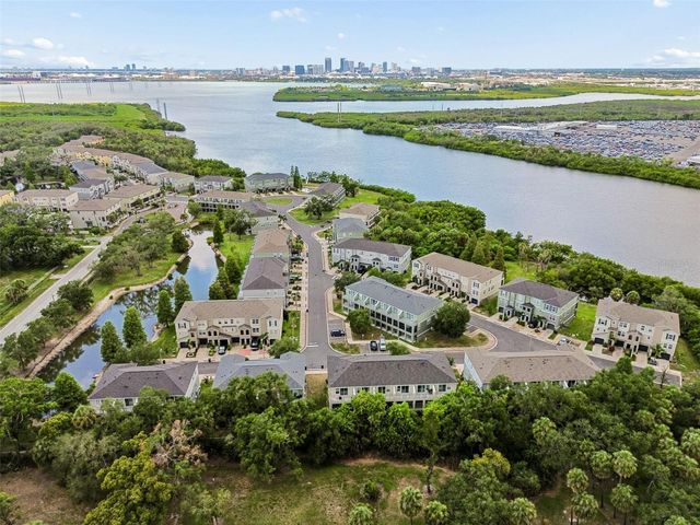 504 WHEATON TRENT PLACE, Tampa, FL 33619