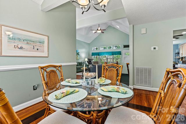 7538 Golf Course Drive S, Denver, NC 28037