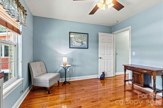 7538 Golf Course Drive S, Denver, NC 28037