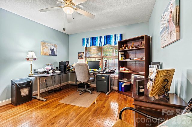 7538 Golf Course Drive S, Denver, NC 28037