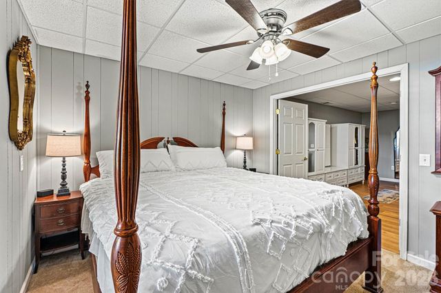 7538 Golf Course Drive S, Denver, NC 28037