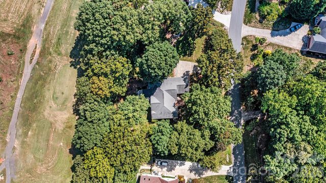 7538 Golf Course Drive S, Denver, NC 28037