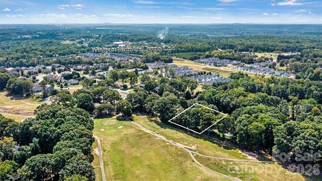 7538 Golf Course Drive S, Denver, NC 28037