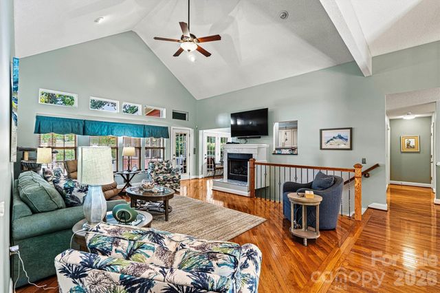7538 Golf Course Drive S, Denver, NC 28037