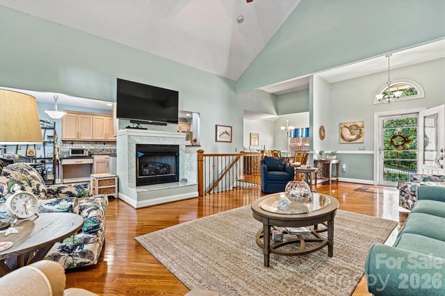 7538 Golf Course Drive S, Denver, NC 28037