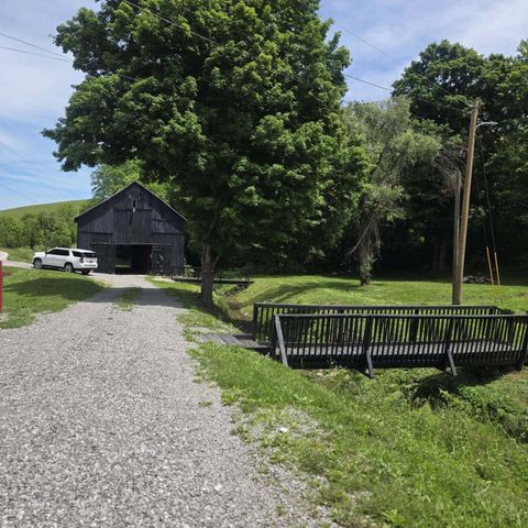 2424 Kirksville Road, Lancaster, KY 40444