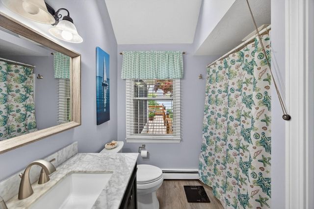 3 Crestview Dr, Harwich, MA 02645