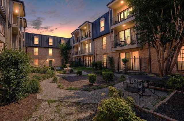 2475 Underwood Street 391, Houston, TX 77030