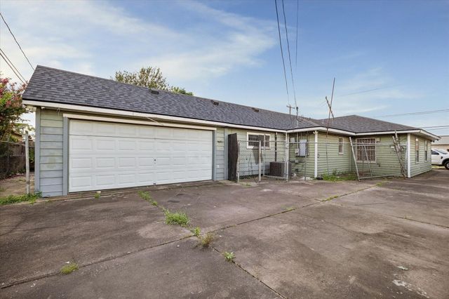 7119 Long Point Road, Houston, TX 77055