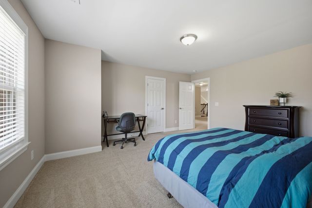 6764 Falls Ridge Ln, College Grove, TN 37046
