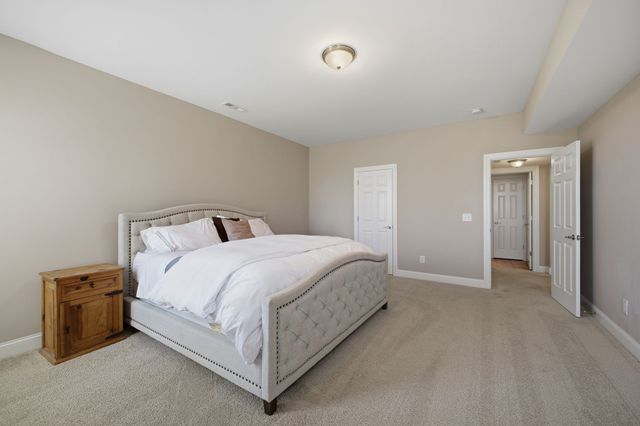 6764 Falls Ridge Ln, College Grove, TN 37046
