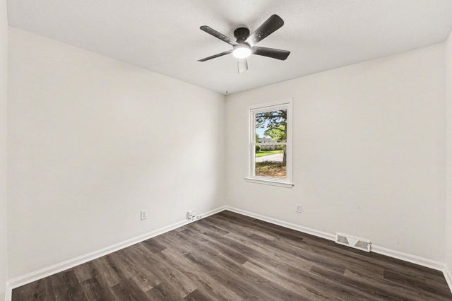 100 Kent Circle, Ladson, SC 29456