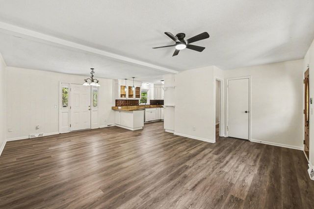 100 Kent Circle, Ladson, SC 29456