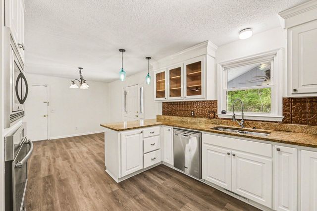 100 Kent Circle, Ladson, SC 29456