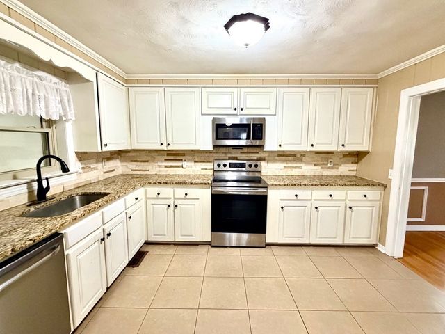 1935 Denton Rd., Dothan, AL 36303