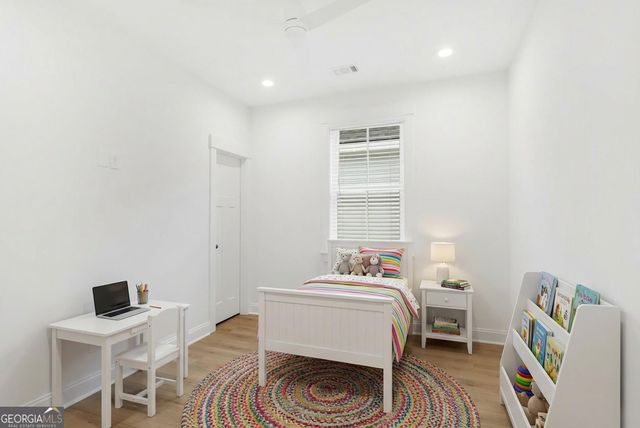 1207 E 34th Street, Savannah, GA 31404