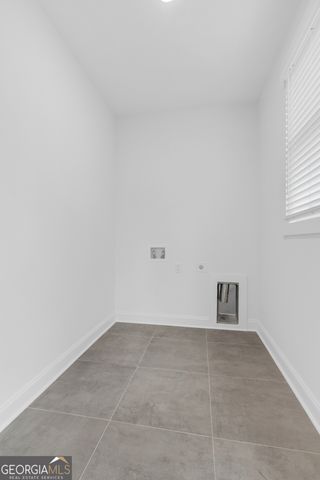 1207 E 34th Street, Savannah, GA 31404