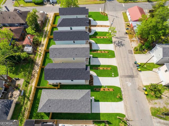 1207 E 34th Street, Savannah, GA 31404