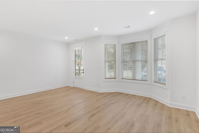 1207 E 34th Street, Savannah, GA 31404