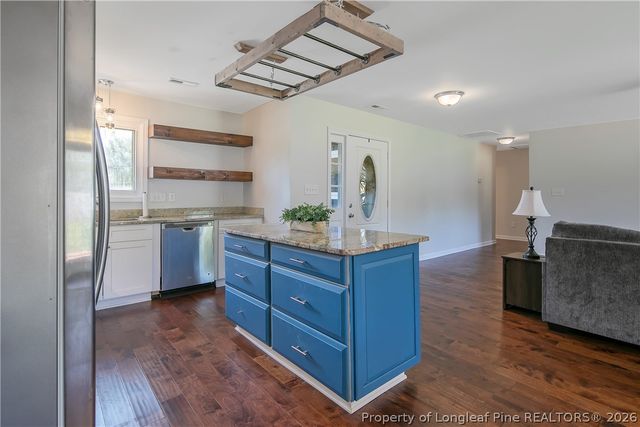 2048 Lakeridge Drive, Fayetteville, NC 28304
