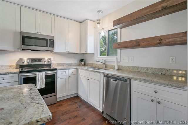 2048 Lakeridge Drive, Fayetteville, NC 28304