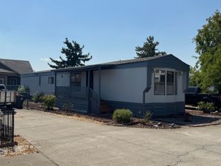 705 Tawn Cheree, Medford, OR 97501