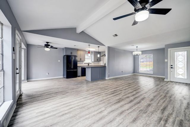 9907 Greencreek Drive, Houston, TX 77070