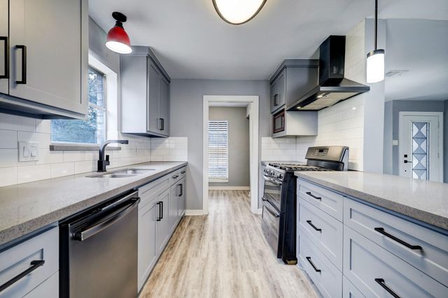 9907 Greencreek Drive, Houston, TX 77070