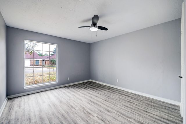 9907 Greencreek Drive, Houston, TX 77070