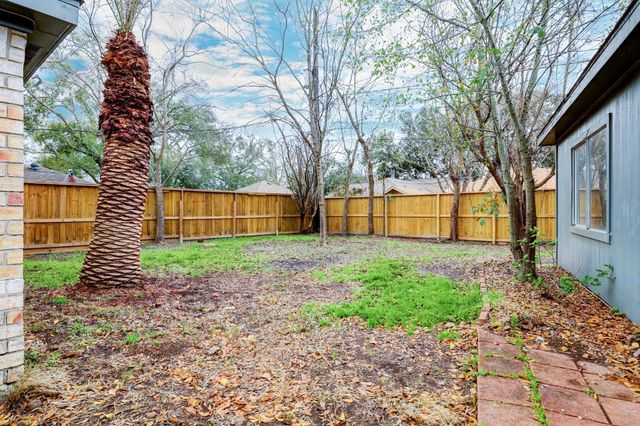 9907 Greencreek Drive, Houston, TX 77070