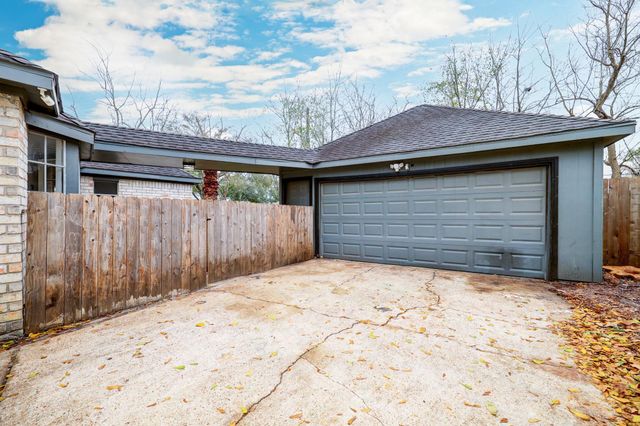9907 Greencreek Drive, Houston, TX 77070