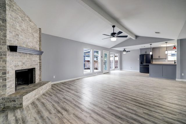 9907 Greencreek Drive, Houston, TX 77070