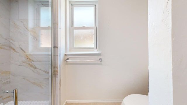 2210 Ridgewood, Carrollton, TX 75006