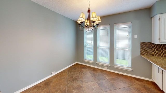 2210 Ridgewood, Carrollton, TX 75006