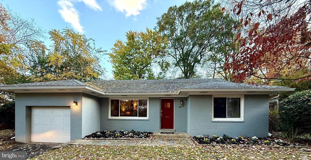 3504 GLENMOOR DR, Chevy Chase, MD 20815