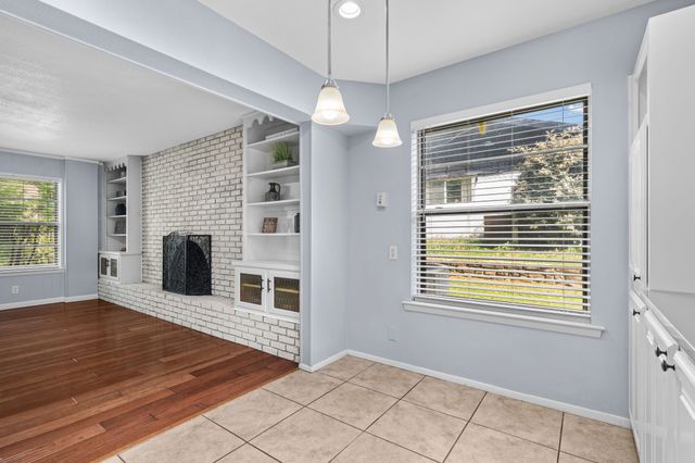 1602 Wagon Wheel Trail, Pantego, TX 76013