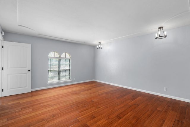 1602 Wagon Wheel Trail, Pantego, TX 76013