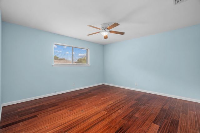 1602 Wagon Wheel Trail, Pantego, TX 76013