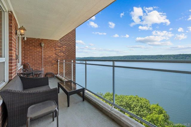 2575 SW Palisade Avenue 12C, Bronx, NY 10463