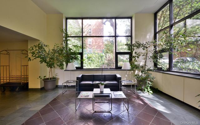 2575 SW Palisade Avenue 12C, Bronx, NY 10463