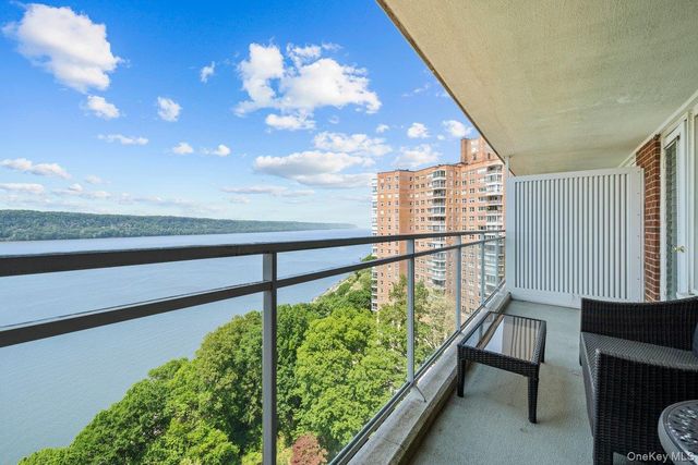 2575 SW Palisade Avenue 12C, Bronx, NY 10463