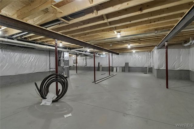 5200 Berg Road, West Seneca, NY 14218