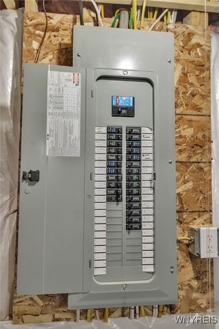 5200 Berg Road, West Seneca, NY 14218