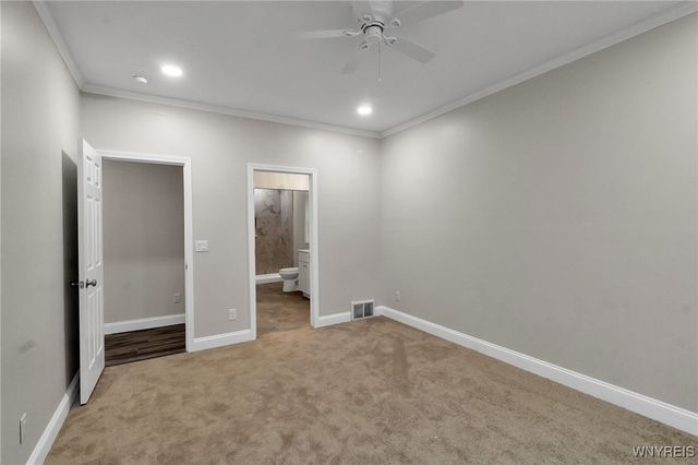 5200 Berg Road, West Seneca, NY 14218